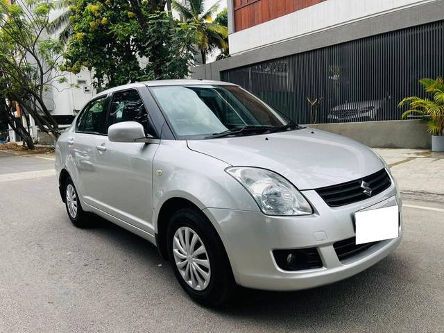 https://images10.gaadi.com/usedcar_image/4629537/original/processed_aff8976bb7ba92598ea623b74bf31022.jpg?imwidth=6400