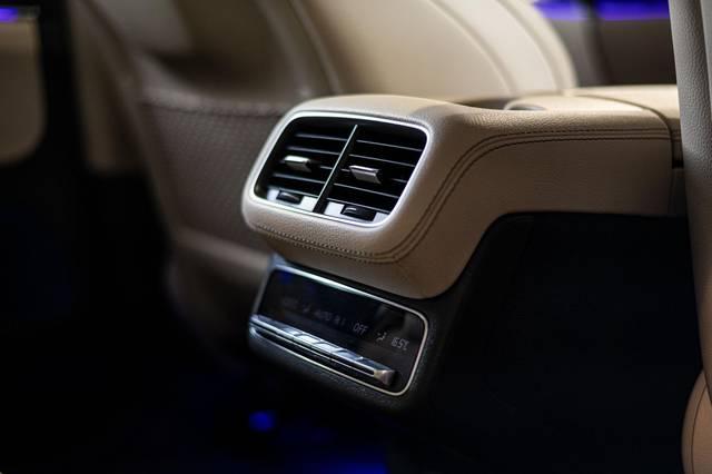 https://images10.gaadi.com/usedcar_image/4629584/original/66bbefa24c15eae66e9bcc1daa8d6039.jpeg?imwidth=6401