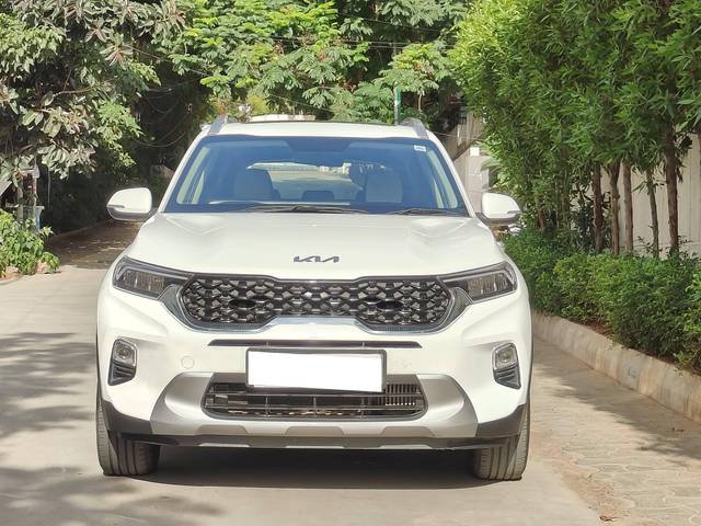 https://images10.gaadi.com/usedcar_image/4629596/original/processed_f2d94a31b51559c894c353de2e0b9afb.jpg?imwidth=6400