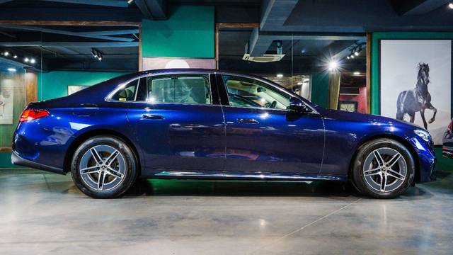 https://images10.gaadi.com/usedcar_image/4629605/original/d99e82b6d9a823052cdefc15d1abefac.jpeg?imwidth=6401