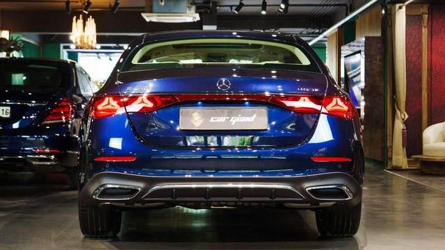 https://images10.gaadi.com/usedcar_image/4629605/original/processed_bb4d048f51ab514d3847494737cb2fbd.jpeg?imwidth=6402