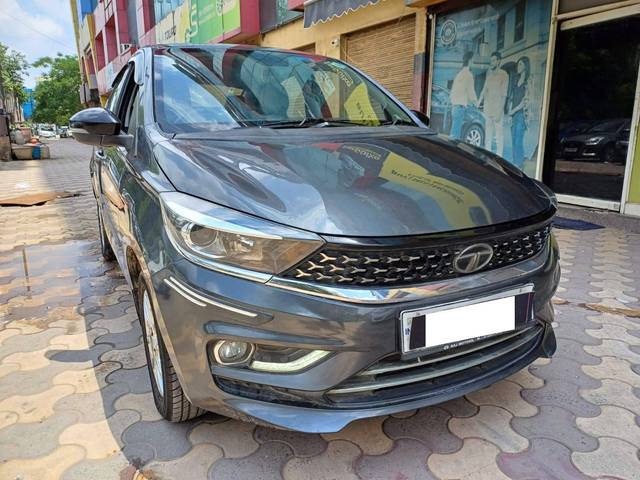 https://images10.gaadi.com/usedcar_image/4629615/original/processed_30a585761cbaa15a2bd1f75f2724628a.jpg?imwidth=6400