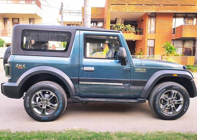 https://images10.gaadi.com/usedcar_image/4629632/original/processed_12877d2e-9145-4819-883d-7256524b94a7.jpg?imwidth=6401