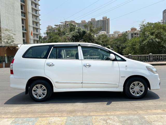 https://images10.gaadi.com/usedcar_image/4629689/original/2ca8b18b7b78de1e1e90234a7a990e3b.jpg?imwidth=6401