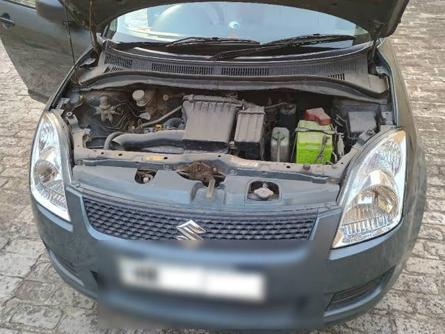 https://images10.gaadi.com/usedcar_image/4629692/original/020db693-09e6-4c5f-a865-0b1251e69641.png?imwidth=6402