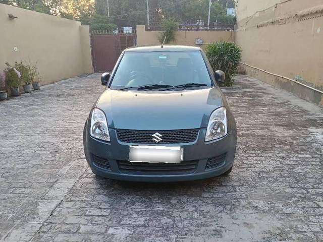 https://images10.gaadi.com/usedcar_image/4629692/original/processed_processed_95b6a316-8d8d-432b-84ca-3b262ca93d76.jpg?imwidth=6401