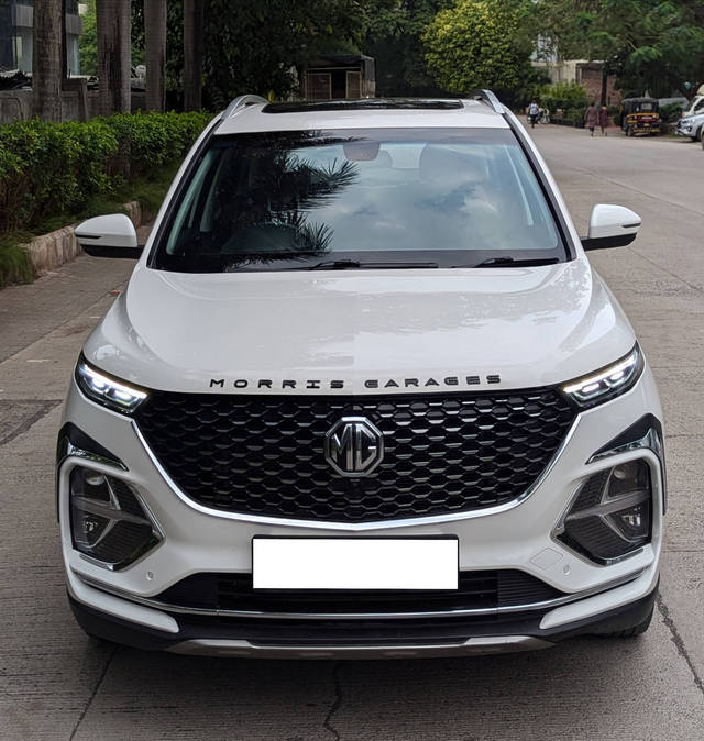 https://images10.gaadi.com/usedcar_image/4629711/original/processed_f85d8896-dbf4-4fff-84aa-1bb7d4c1c46e.png?imwidth=6400