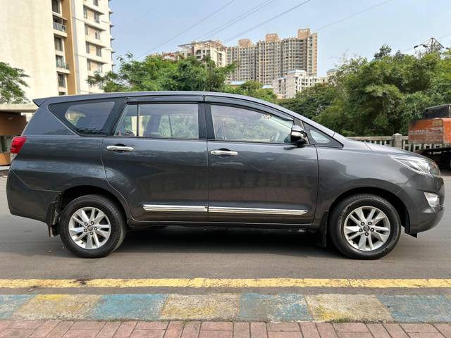 https://images10.gaadi.com/usedcar_image/4629718/original/processed_5722e955789bb8a94267f04a4b2c477d.jpg?imwidth=6401
