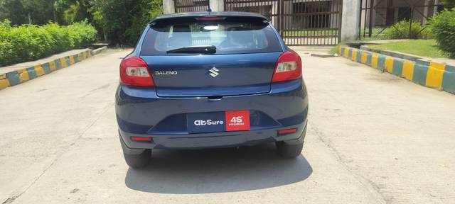 https://images10.gaadi.com/usedcar_image/4629723/original/processed_48aec47c285ce4acaa4a12bad2a2e8f0.jpg?imwidth=6402