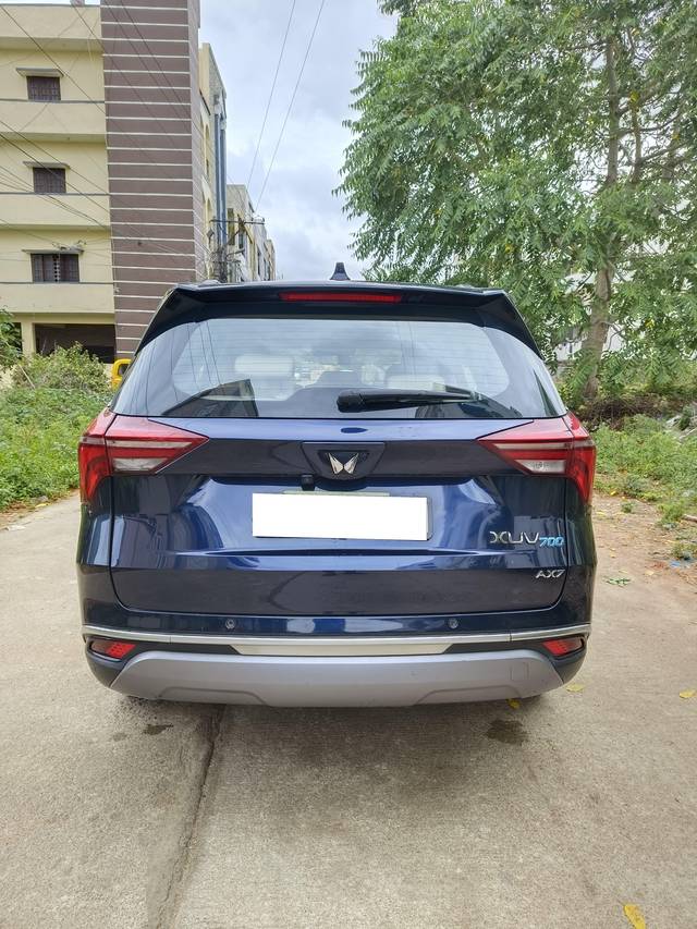 https://images10.gaadi.com/usedcar_image/4629766/original/processed_b10709b5001905f704287a6813946373.jpg?imwidth=6402