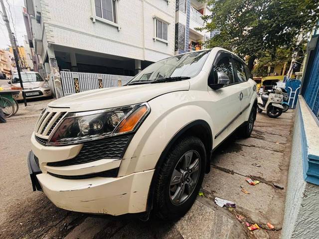 https://images10.gaadi.com/usedcar_image/4629833/original/processed_64c45a2fc704beae55fa4c84afc109d8.jpg?imwidth=6402