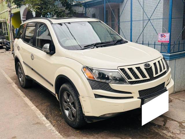 https://images10.gaadi.com/usedcar_image/4629833/original/processed_ca8ffc9a4f4c0e7122e7ffecf5633b40.jpg?imwidth=6401