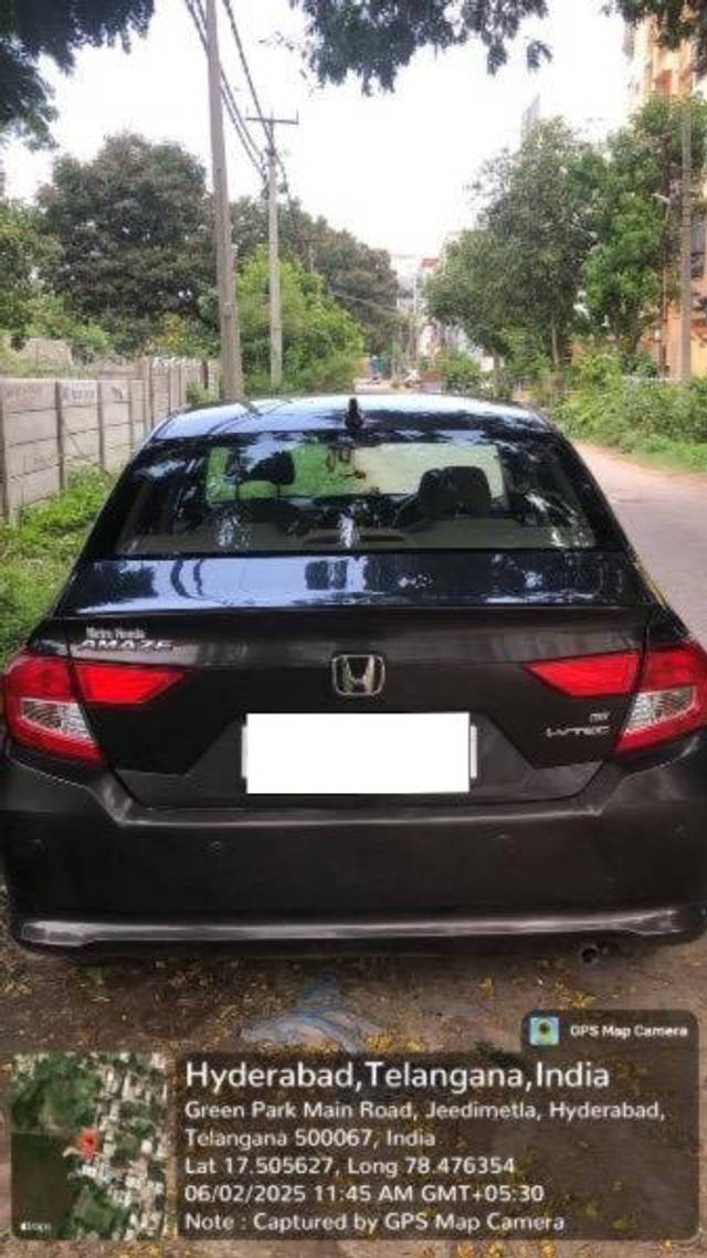 https://images10.gaadi.com/usedcar_image/4629837/original/processed_8ee2e3f9-ef87-4287-9102-2f3a190980b3.jpeg?imwidth=6401