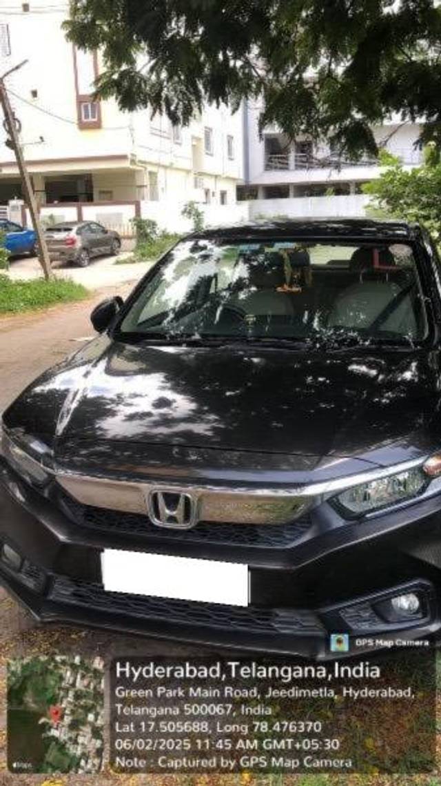 https://images10.gaadi.com/usedcar_image/4629837/original/processed_de61c997-4da3-422d-b44b-e2ce3e074ff6.jpeg?imwidth=6400