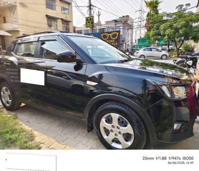 https://images10.gaadi.com/usedcar_image/4629841/original/processed_968efd51-1b67-4aab-8898-bcb7f121729d.jpg?imwidth=6401