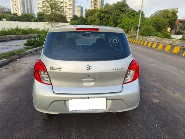 https://images10.gaadi.com/usedcar_image/4629878/original/processed_0ae1b6812de76b1e518e0dd1182a1a53.jpg?imwidth=6402