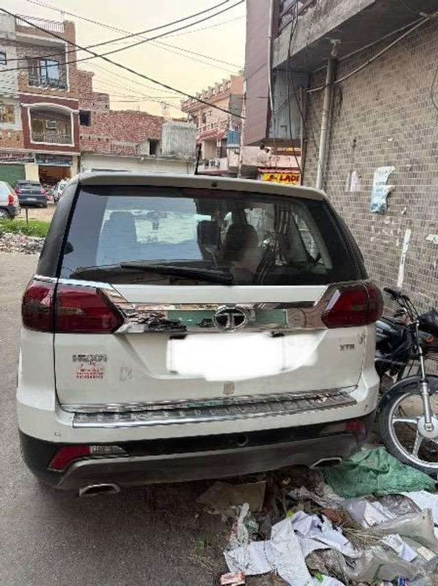 https://images10.gaadi.com/usedcar_image/4629896/original/processed_4a35b066-03cb-47ab-b504-e7e0d5334e6f.jpeg?imwidth=6401