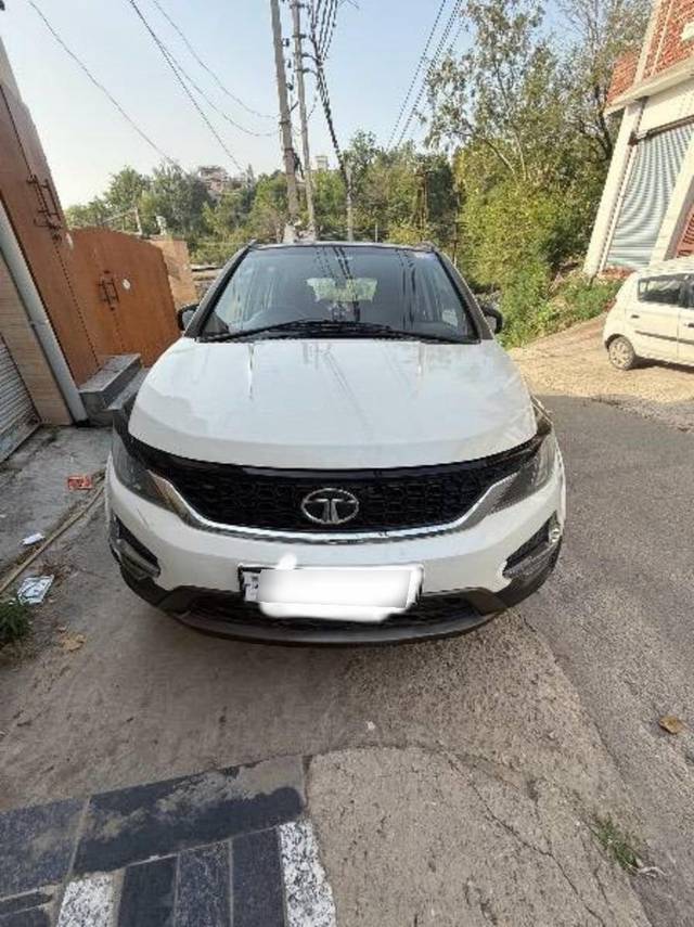 https://images10.gaadi.com/usedcar_image/4629896/original/processed_54c6360c-28a7-4438-818a-3376c229c568.jpeg?imwidth=6401