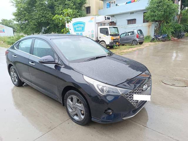 https://images10.gaadi.com/usedcar_image/4629910/original/processed_8b65351c16a3aa3b95ade16c8308bf90.jpg?imwidth=6400