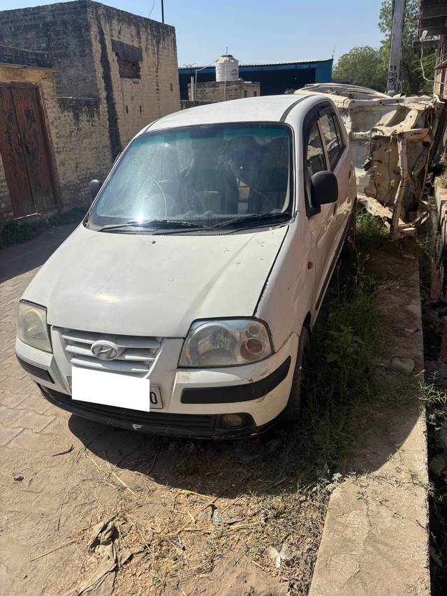 https://images10.gaadi.com/usedcar_image/4629931/original/processed_12acdb7d-901f-4aee-a016-847f57276589.jpg?imwidth=6400