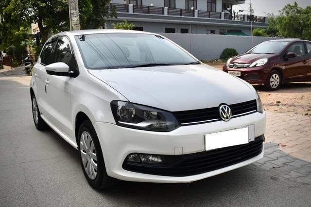 https://images10.gaadi.com/usedcar_image/4629947/original/processed_6acf9e41dd47b1bf9400585fa4535ff5.jpg?imwidth=6400