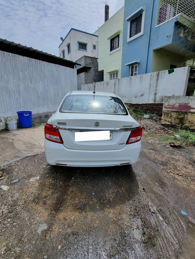 https://images10.gaadi.com/usedcar_image/4629967/original/processed_d9cf4ac0-30f9-4a2b-9bcf-ec85818c2d9d.jpg?imwidth=6400