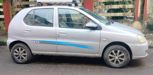https://images10.gaadi.com/usedcar_image/4630002/original/processed_4234ff80-a748-4923-b96b-d807a3740a0e.jpg?imwidth=6401