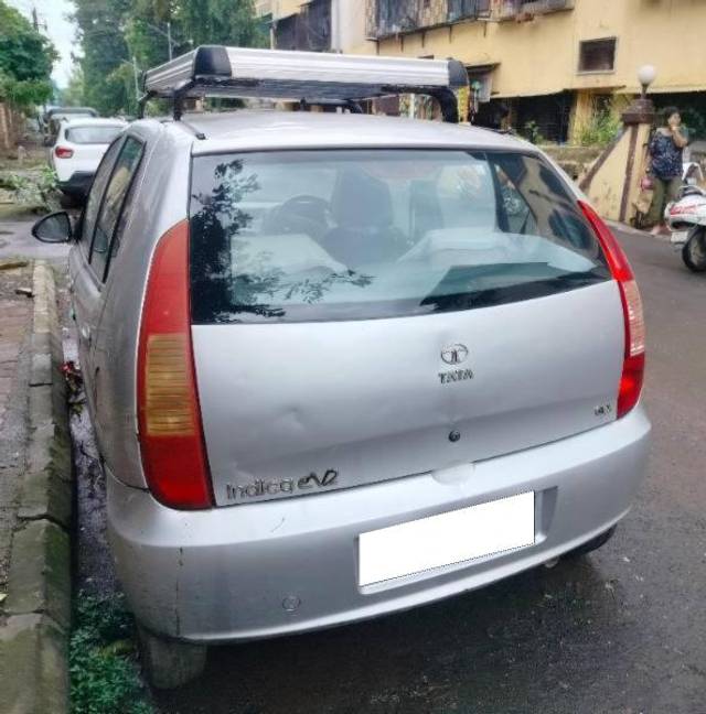 https://images10.gaadi.com/usedcar_image/4630002/original/processed_b6247e75-39b6-41f5-8aa3-1f1ac9393c74.jpg?imwidth=6402