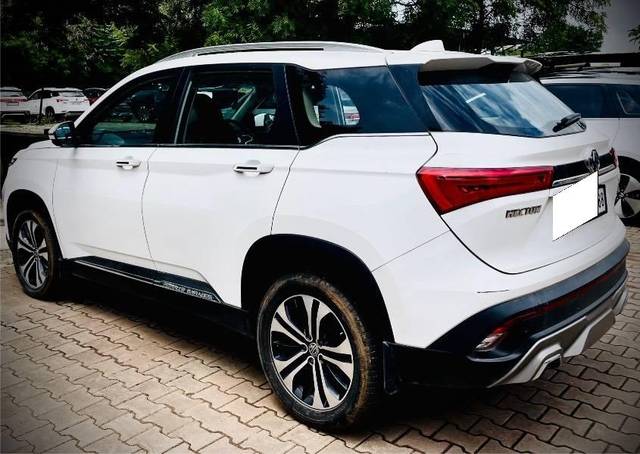 https://images10.gaadi.com/usedcar_image/4630004/original/processed_c13033e0-061f-4879-a439-8b61e416c2f2.jpeg?imwidth=6401