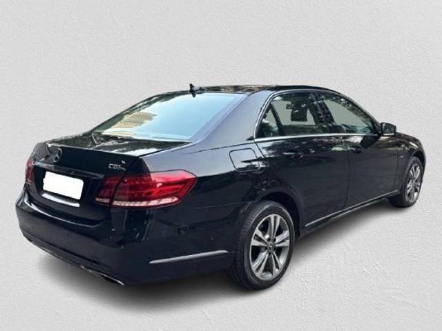 https://images10.gaadi.com/usedcar_image/4630035/original/processed_bd6eed63cd51851a7a8b9886956ce6ac.jpg?imwidth=6401