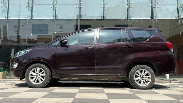 https://images10.gaadi.com/usedcar_image/4630047/original/ca283740d716a28b618b9cbb83daed3d.jpg?imwidth=6402