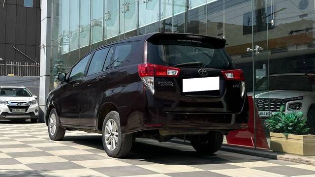 https://images10.gaadi.com/usedcar_image/4630047/original/processed_6358b2a5615e5a84f875410540bfb9e6.jpg?imwidth=6401
