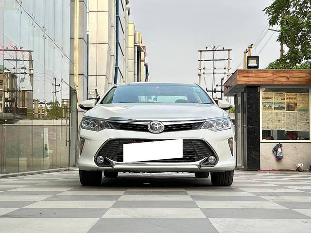 https://images10.gaadi.com/usedcar_image/4630060/original/processed_3e4246a58242f425ffc5ef92562f29c2.jpg?imwidth=6400