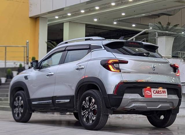 https://images10.gaadi.com/usedcar_image/4630065/original/processed_d0d1a344e618d7ef849d346909e45cdd.jpg?imwidth=6402
