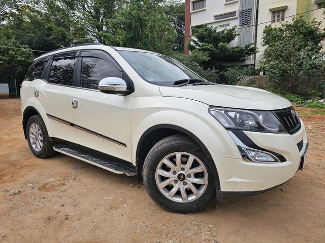 https://images10.gaadi.com/usedcar_image/4630082/original/e3c23077be1a6dd910c71fc444de0ec2.jpg?imwidth=6400