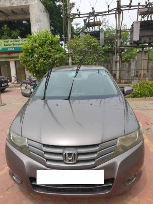 https://images10.gaadi.com/usedcar_image/4630096/original/processed_d43b9a76-43c1-41ec-83dc-342fd6a2ac16.jpg?imwidth=6400