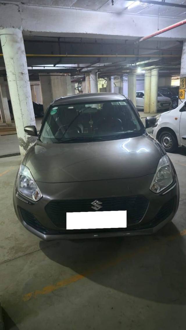 https://images10.gaadi.com/usedcar_image/4630124/original/processed_1e31e04a-3b0c-43a4-85be-29eafc1b2d0b.jpg?imwidth=6401