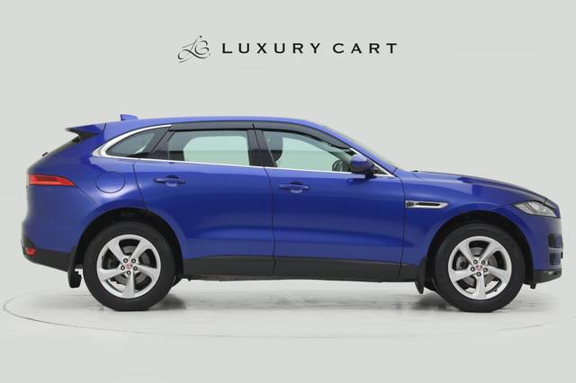 https://images10.gaadi.com/usedcar_image/4630135/original/processed_490e7ed5ad9e899649c8f9b463aead31.jpg?imwidth=6401