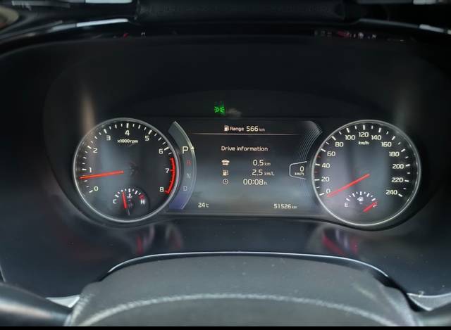 https://images10.gaadi.com/usedcar_image/4630140/original/3b0183a65f4a81809c0b8aa43fdd5468.jpg?imwidth=6402