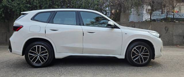 https://images10.gaadi.com/usedcar_image/4630145/original/eb976a14454fd959265f621e6c417c9a.jpg?imwidth=6401