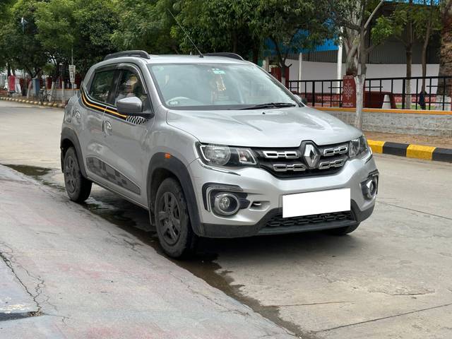 https://images10.gaadi.com/usedcar_image/4630146/original/processed_ccbb26ff800ec7fb7cb6b59aa9322b88.jpg?imwidth=6400