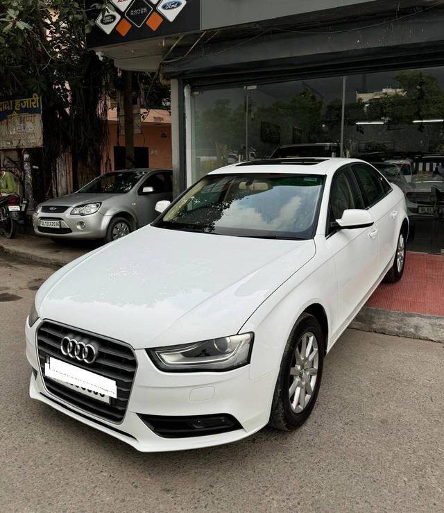https://images10.gaadi.com/usedcar_image/4630159/original/processed_ec071502b99a27d2fc4dbb70f15ad10e.jpg?imwidth=6402
