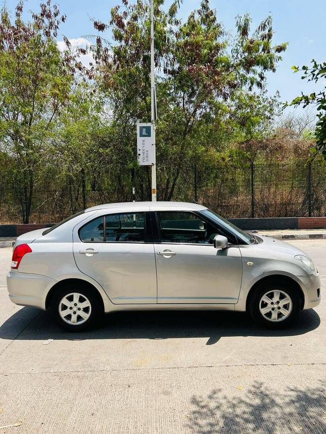 https://images10.gaadi.com/usedcar_image/4630163/original/processed_413f547d-dea9-4b01-80b5-5d8f9d3928d2.jpg?imwidth=6401