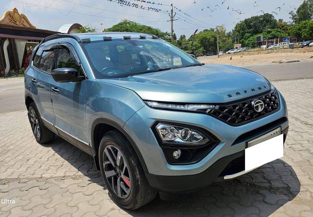 https://images10.gaadi.com/usedcar_image/4630166/original/processed_b4e9c6aa0e706edb19c98949bcf99623.jpg?imwidth=6400