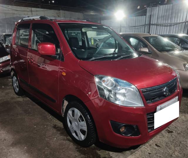https://images10.gaadi.com/usedcar_image/4630168/original/processed_5252a05ccc95e4dd69c84826f7448a90.jpg?imwidth=6400