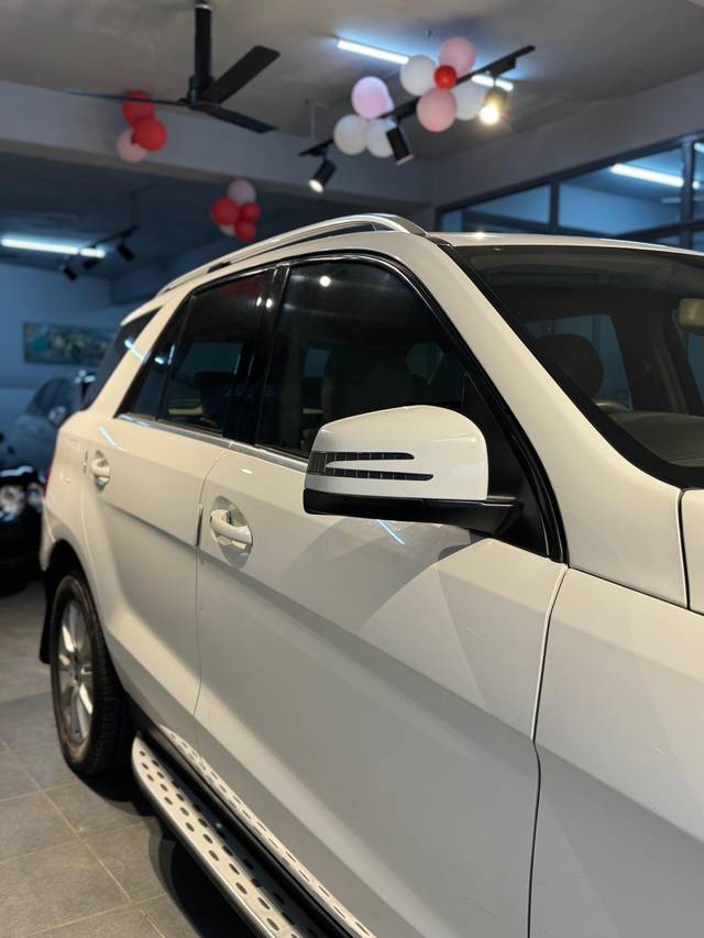 https://images10.gaadi.com/usedcar_image/4630174/original/986b687c45e419784555073c68e600bc.jpg?imwidth=6402