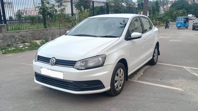 https://images10.gaadi.com/usedcar_image/4630194/original/86428aa21e62208b96d45dee607063eb.jpg?imwidth=6400