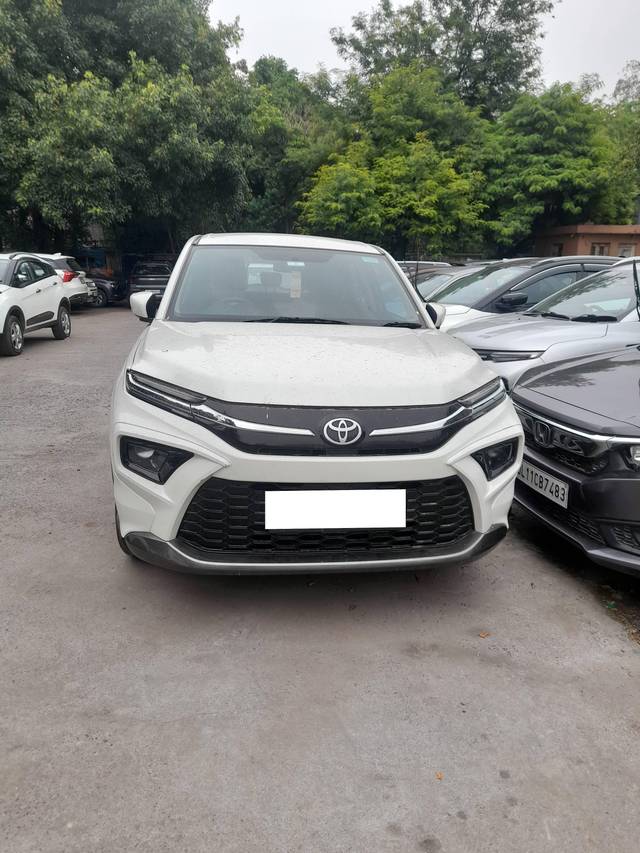 https://images10.gaadi.com/usedcar_image/4630205/original/processed_12f3a01f8ce564380a6fdc18b7db66e7.jpg?imwidth=6400