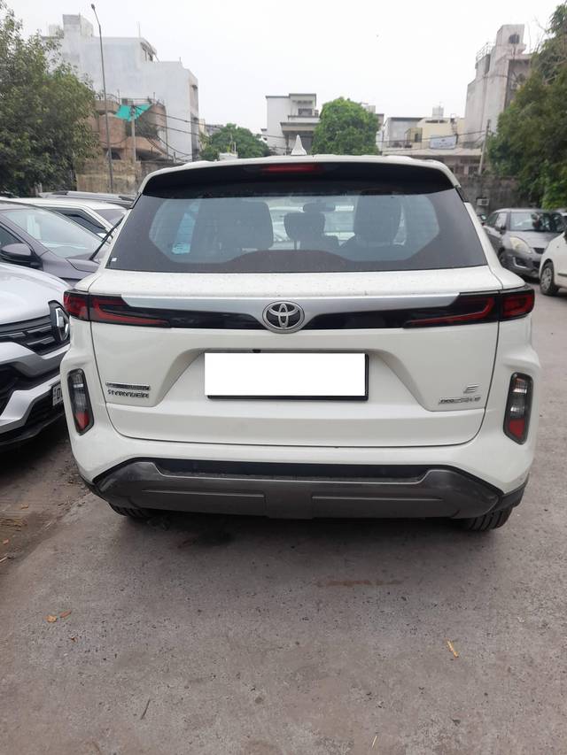https://images10.gaadi.com/usedcar_image/4630205/original/processed_c34f9b39e6493409abc2f51bef103499.jpg?imwidth=6401