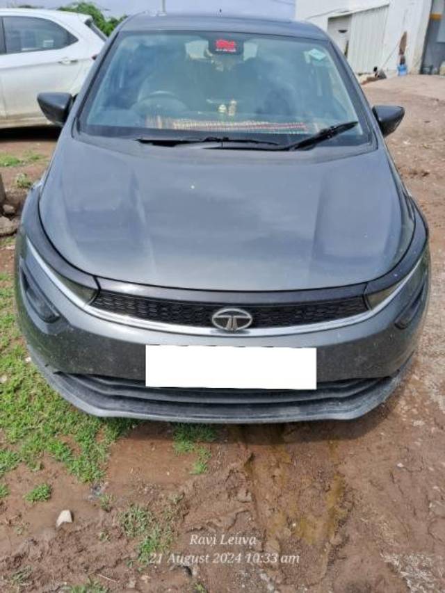 https://images10.gaadi.com/usedcar_image/4630207/original/processed_16484a2f-7417-4a80-bf71-026f2fb5330a.jpg?imwidth=6400
